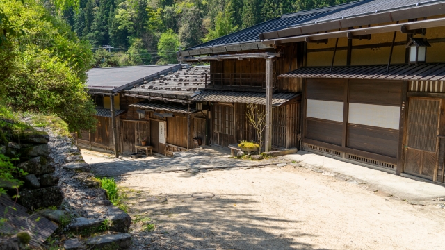 田舎の古民家の写真